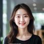开云官网用户林晓雯头像，年轻女性，清爽活泼形象，背景为明亮室内环境